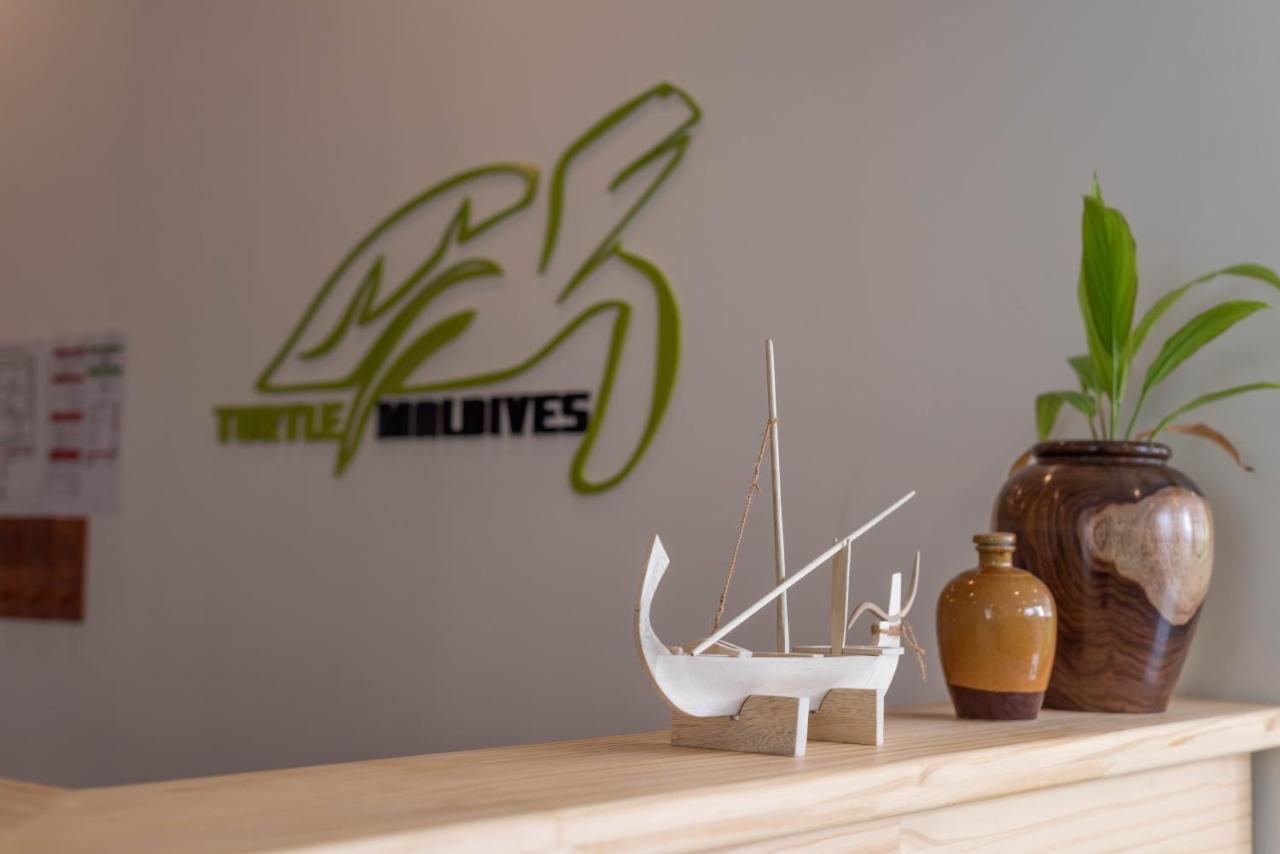 Turtle Maldives - Your Gateway To The Beach & Marine Adventures Await! Omadhoo Exterior foto