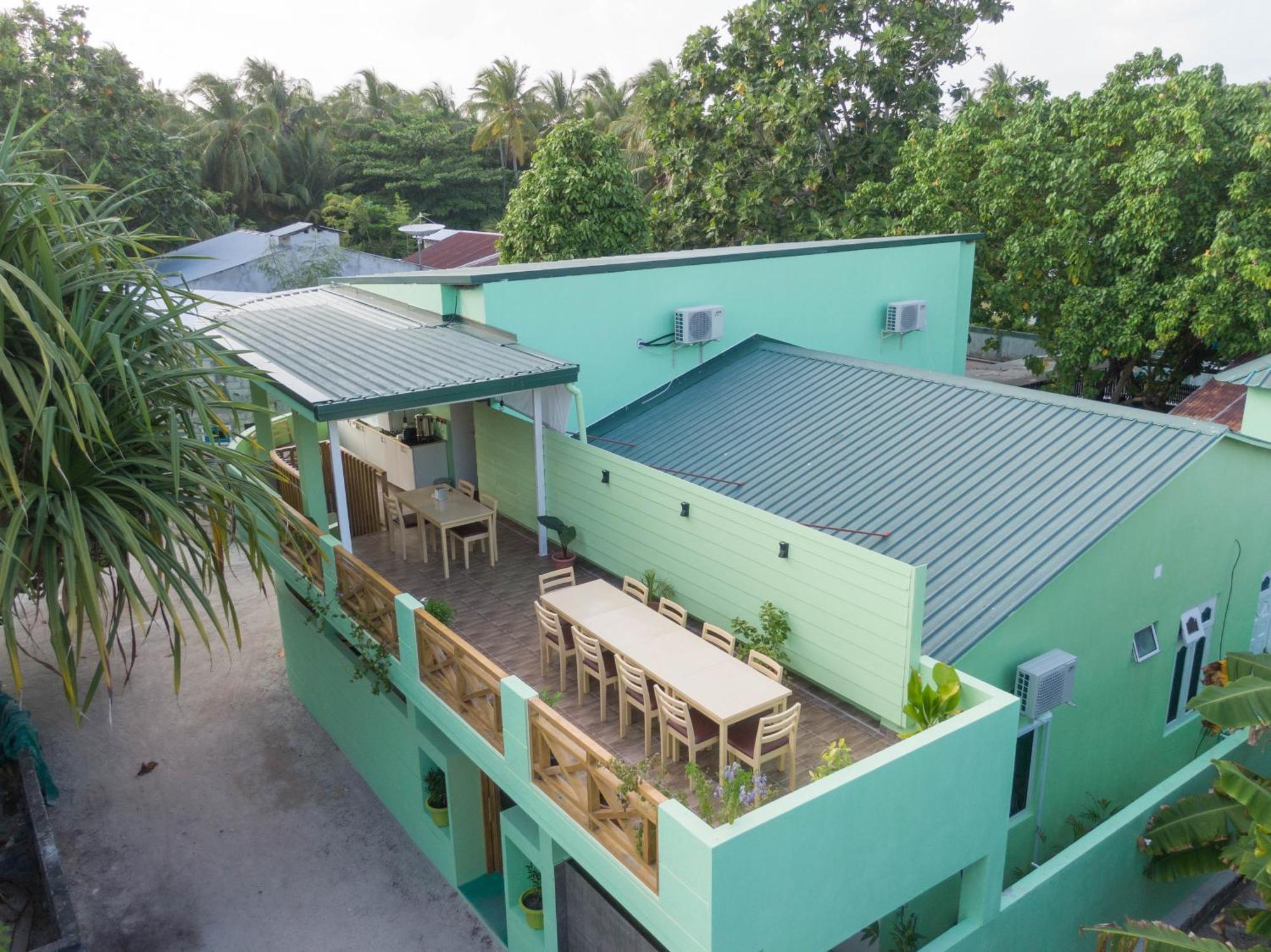 Turtle Maldives - Your Gateway To The Beach & Marine Adventures Await! Omadhoo Exterior foto